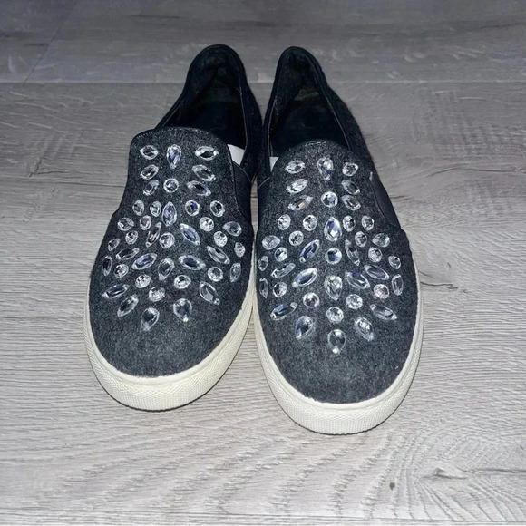 SUGAR SLIP ONS WITH EMBELLISHMENTS ON TOP - Picture 2 of 4